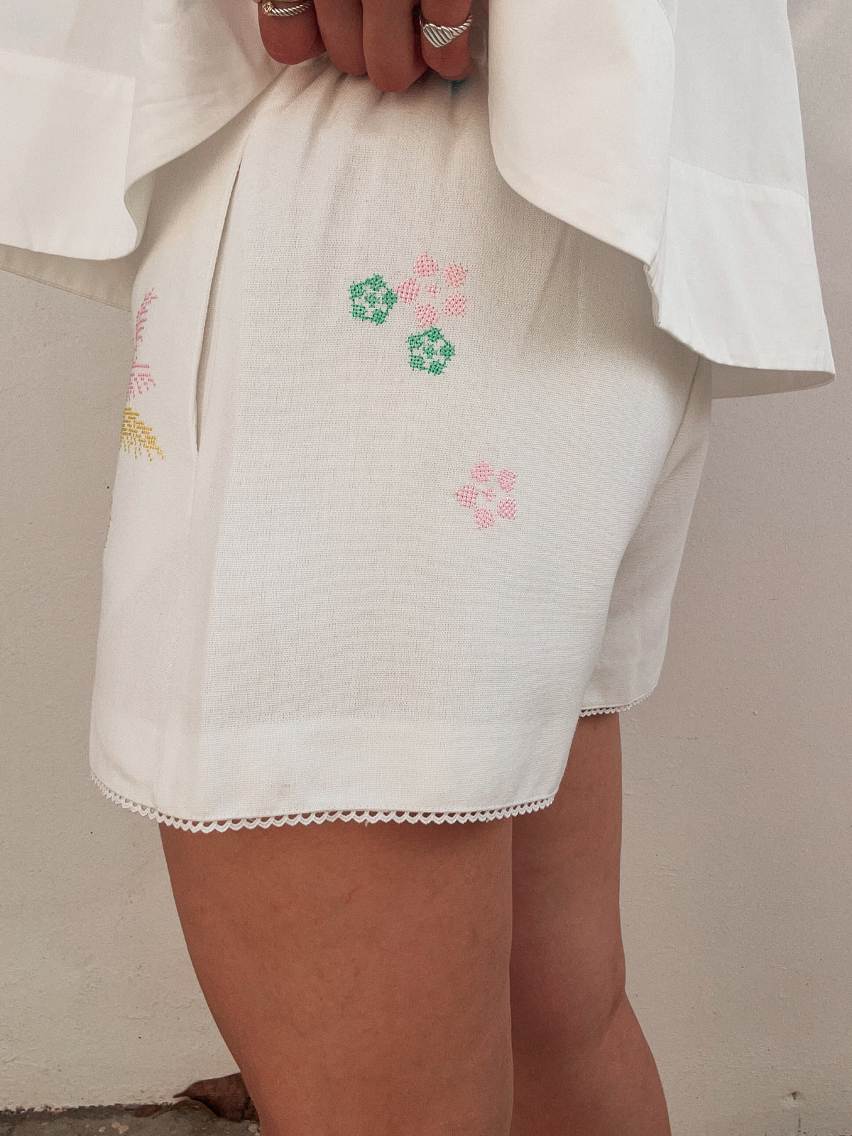 Palm Beach Embroidered Shorts