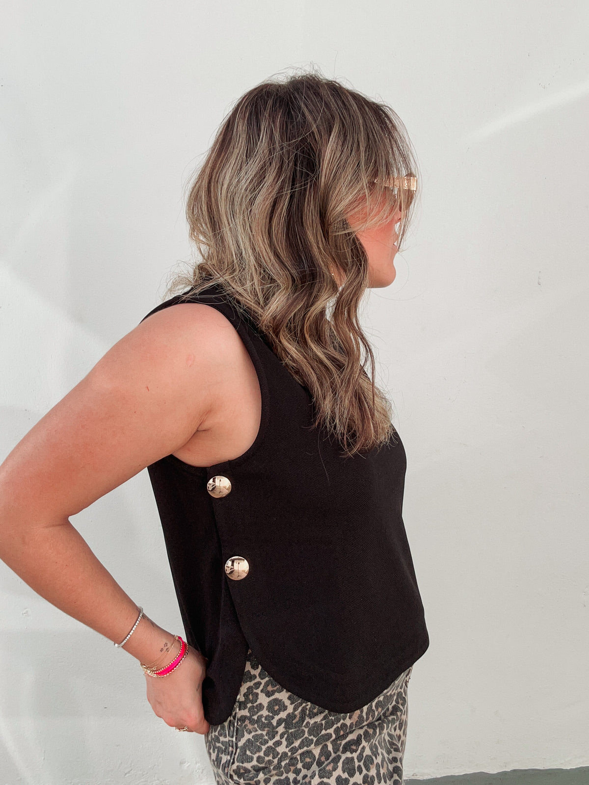 Black Buttons Top