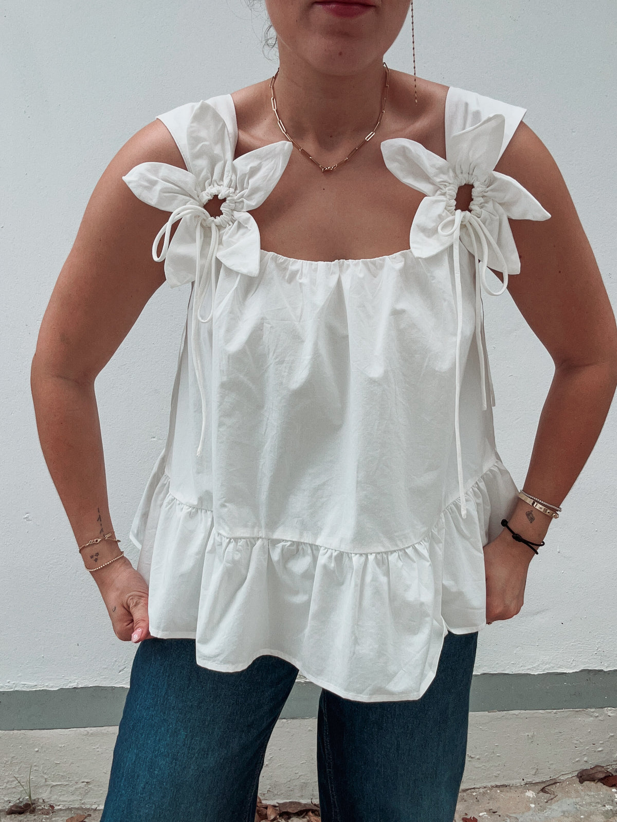 White Flower Top