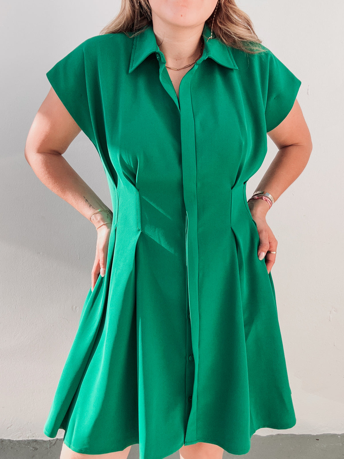 Verde Silhouette Dress