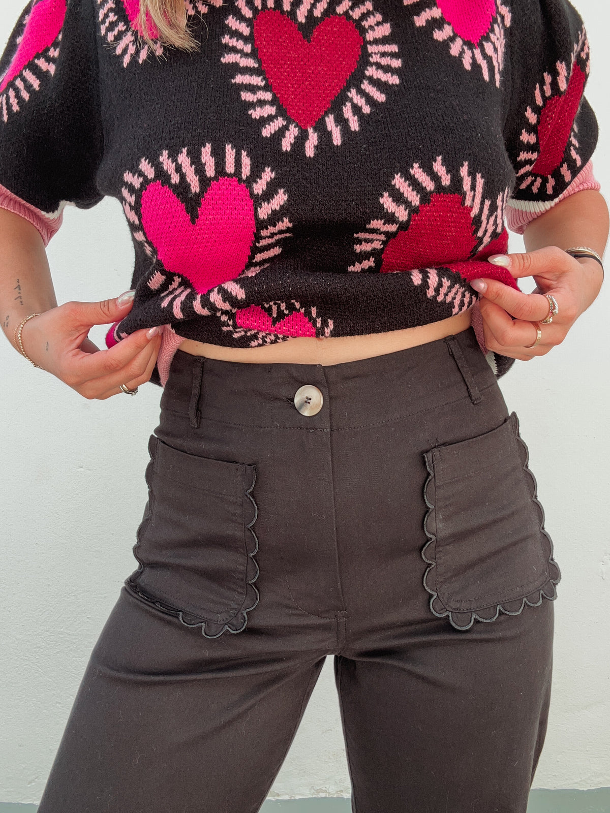 Black Scalloped Bottoms