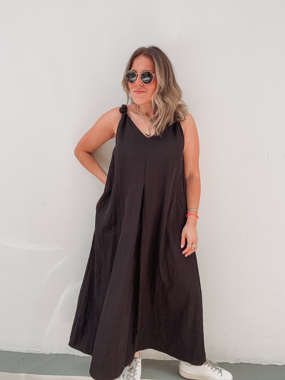 Black Knot Maxi Dress