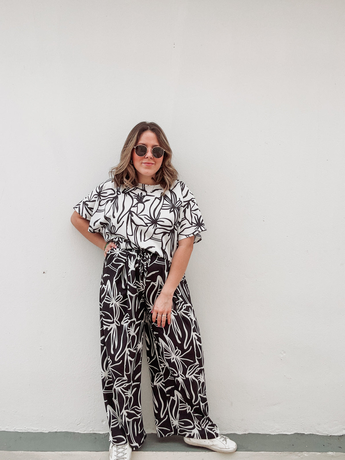 Black & White Printed Set